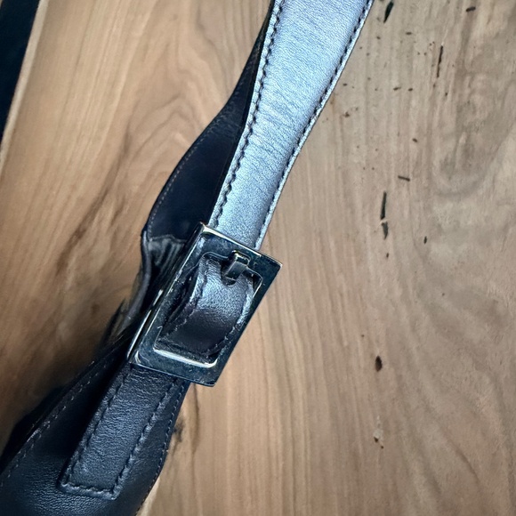 Gucci Jackie Collection Shoulder Bag - Picture 5 of 9